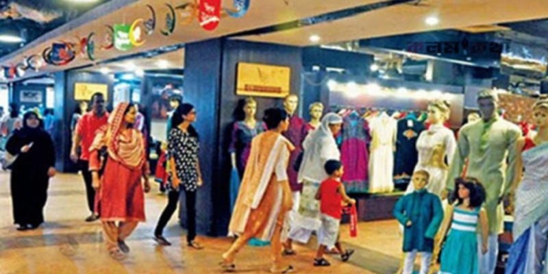 রাত ৮টার পর খোলা থাকবে যেসব দোকানপাট।।