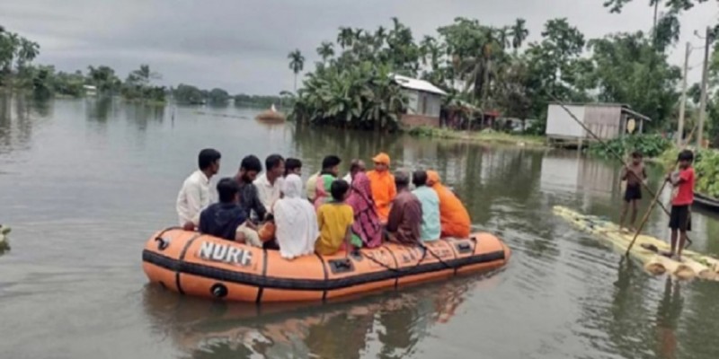 বন্যা-ভূমিধসে বিপর্যস্ত আসামে মৃত্যু বেড়ে ৮৯।।