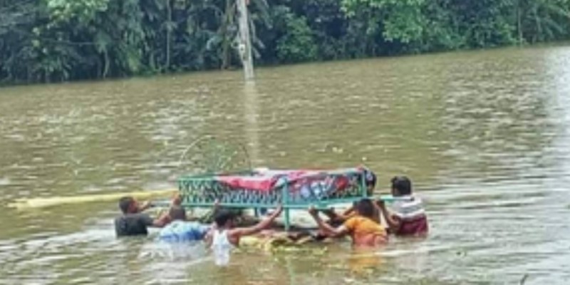 সারাদেশে বন্যায় ৪২ জনের মৃত্যু।।