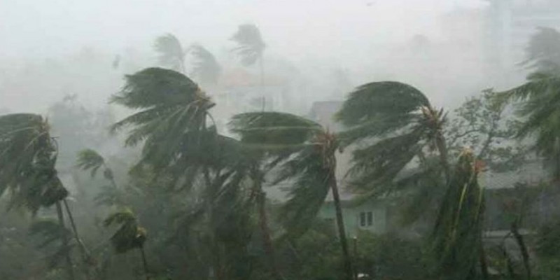 ১৬ অঞ্চলে ঝড়ের আভাস।।