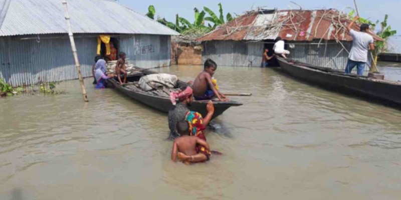 দেশে বন্যায় মৃত্যু বেড়ে ৮২।।