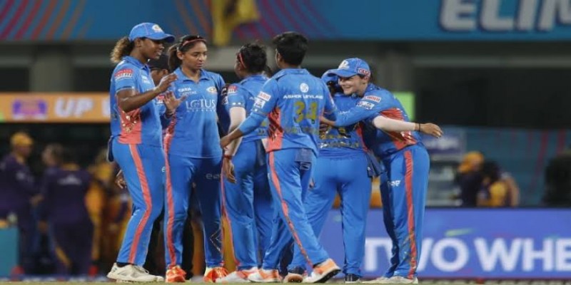 নারীদের আইপিএলের ফাইনালে মুম্বাই।।