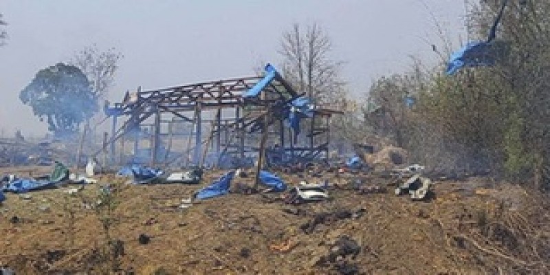 মিয়ানমারে জঙ্গি বিমান হামলায় শিশুসহ ১১ জন নিহত