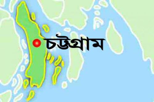 চট্টগ্রাম বন্দরে দু'জাহাজের সংঘর্ষে ৪ হাজার টন সার নষ্ট ।।   