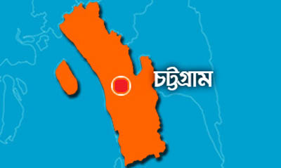 চট্টগ্রামে অস্ত্রসহ দুই ছিনতাইকারী গ্রেপ্তার।।   