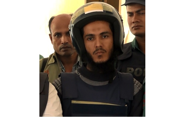 সিলেটে বিপুল পরিমাণ জিহাদি বই ও ছোরাসহ আটক রায়হানুল পাঁচ দিনের রিমান্ডে।।