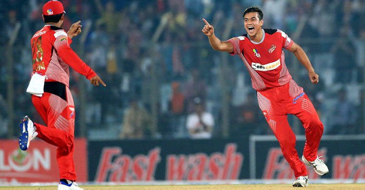 বিপিএল ক্রিকেটে তাসকিনের বিধ্বংসী স্পেলে রংপুর রাইডার্সকে ১১ রানে হারালো চিটাগং ভাইকিংস।   